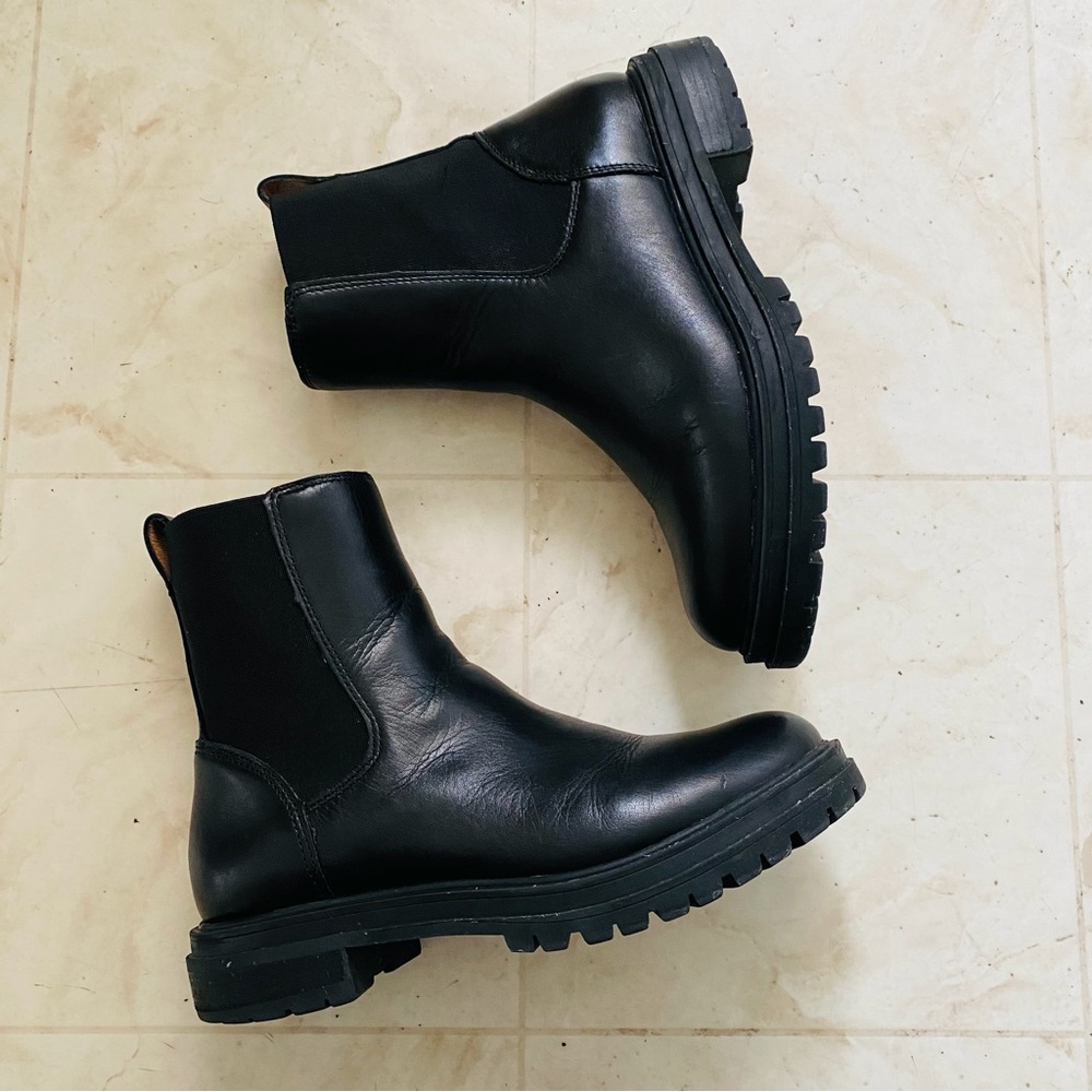 $198 Madewell Bradley Black Leather Chelsea Lugsole Ankle Boots Booties Size 6 - Picture 3 of 15